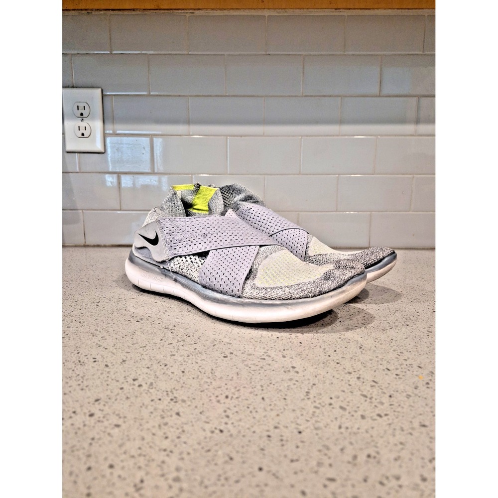 Nike Free RN Motion Flyknit Men's Size 11.5 Running Shoes Wolf Grey Volt